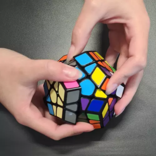 Kruzzel - Rubikova kostka - 12 stěn